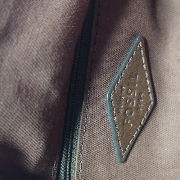 Fossil crossbody or handles bag leather brown zip top and side back pocket - Picture 7 of 12